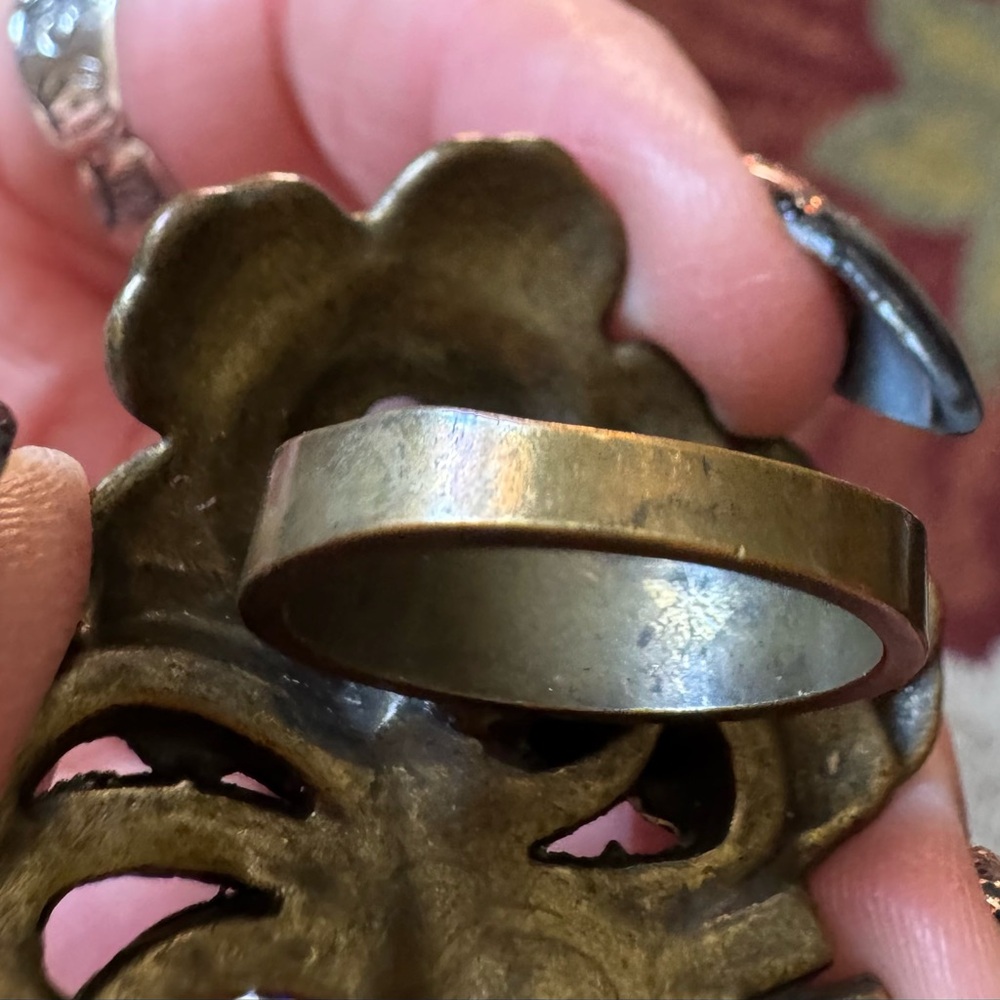 Vintage Brass Ring flower ring unique and beautiful size 7 $30